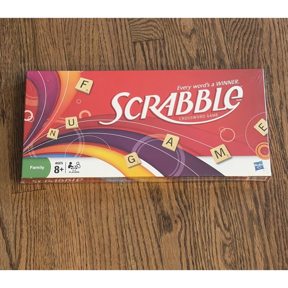 Hasbro 2008 Scrabble Family Crossword Game Brand new Sealed